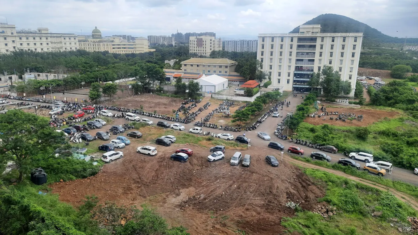 Ajeenkya DY Patil University campus photo 2