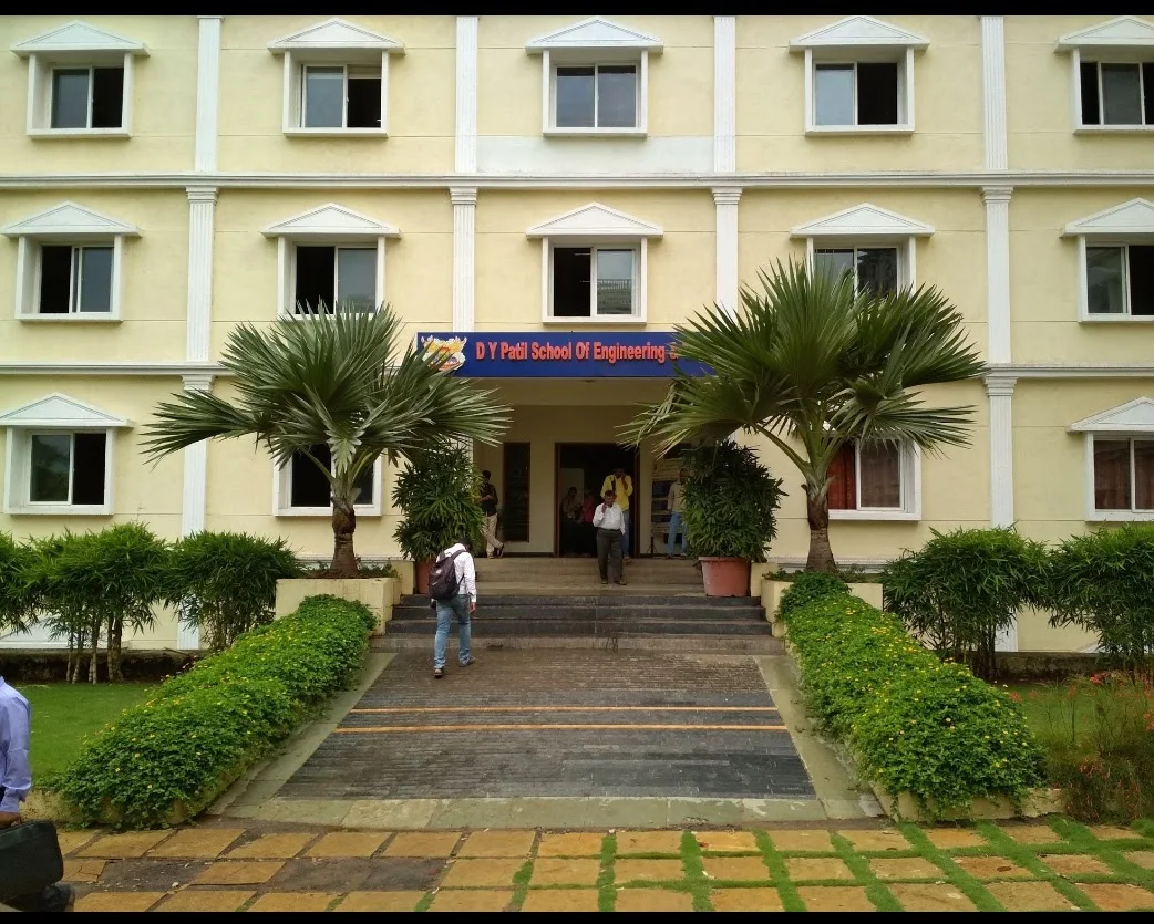 Ajeenkya DY Patil University campus photo 3