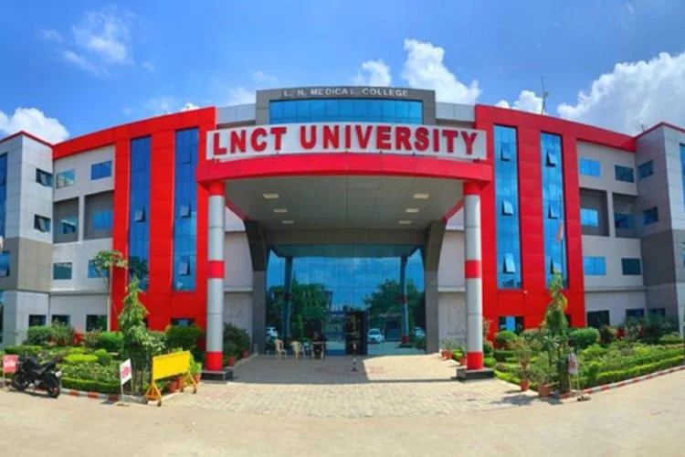 LNCT University